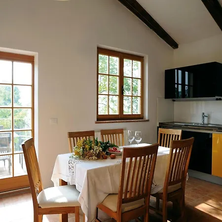 Mansion In Langhe With Pool And Winery Charm 펜션