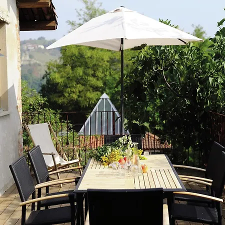 펜션 Mansion In Langhe With Pool And Winery Charm 바스티아몬도비